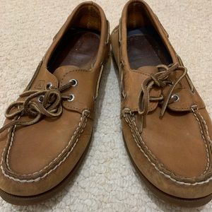 Men’s Sperry boat shoe size 10 tan leather